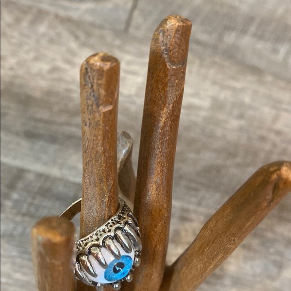 Silver Ring with Blue Eye Design - Picture 3 of 11